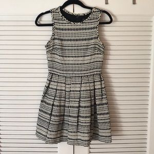 TopShop Short Dress - Black and white Jacquard